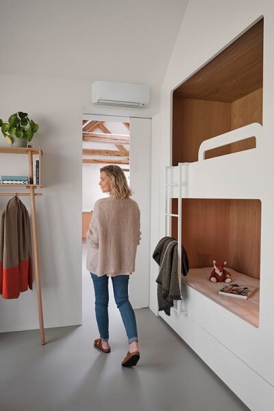 Daikin FTXTP25A Comfora Wandgerät | 2.5 kW | 3.2 kW | WiFi | Raumgröße 25 - 30 m² | Monosplit